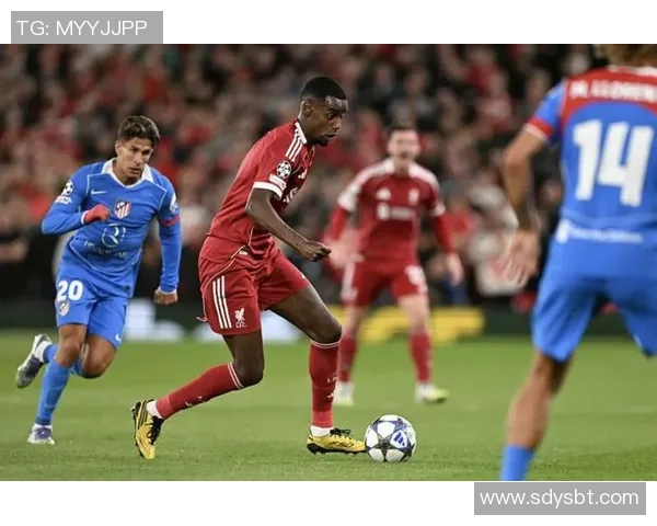 马竞友谊赛大胜利物浦红牌事件引发全场热议与争议