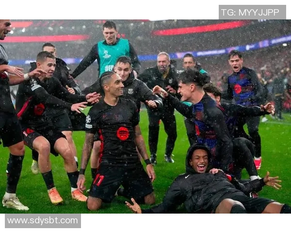 德甲激战巴萨狂胜本菲卡五球大捷引发全场震动 德甲激战巴萨狂胜本菲卡五球大捷引发全场震动