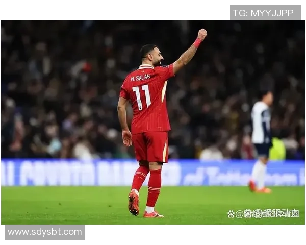 足总杯激战利物浦与皇马0比0平争议判罚引发全场热议