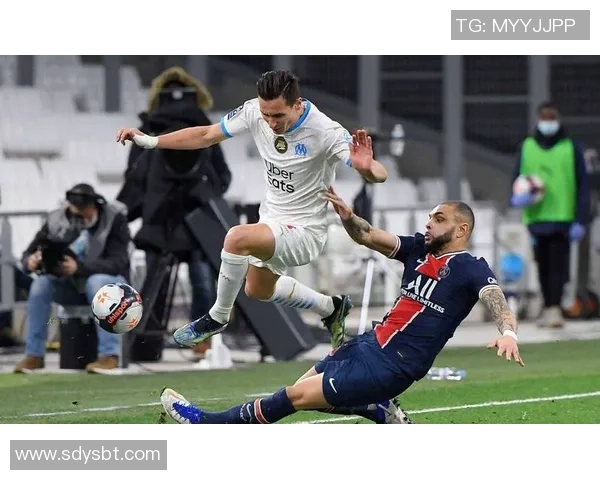 意甲激战巴黎圣日耳曼凭乌龙球小胜多特蒙德转会传闻再起