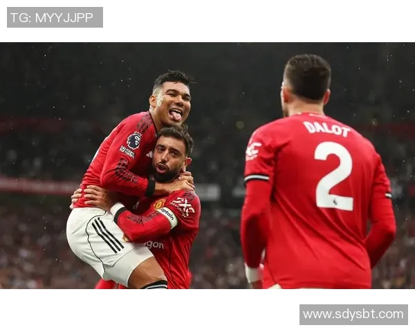 世界杯国米与巴黎圣日耳曼激战成平绝杀瞬间引发争议判罚全场沸腾