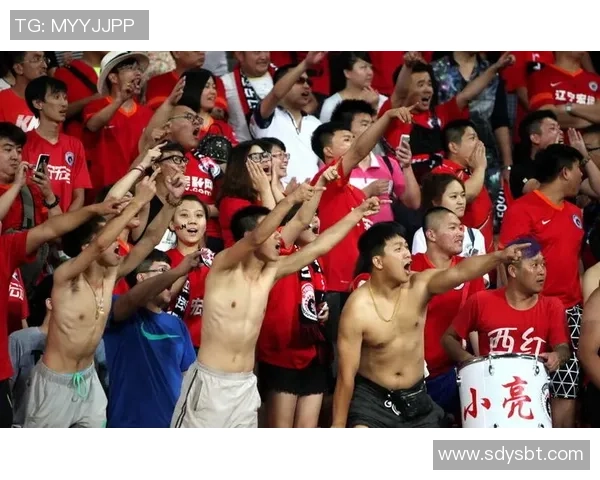 中超联赛精彩对决尤文图斯逆转战胜AC米兰引发全场热议