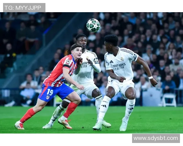 国王杯精彩对决那不勒斯大胜曼联乌龙球成比赛转折点